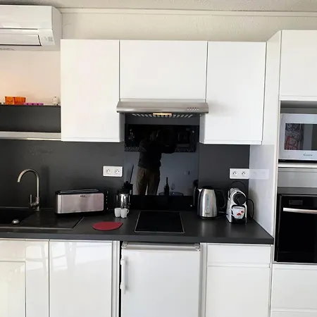 Апартаменты Heliopolis Batiment C - Heliopolis Bat. C 2 Pers. Vue Mae-0414 *